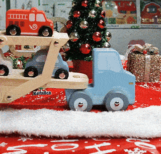 Drveni kamion sa autićima